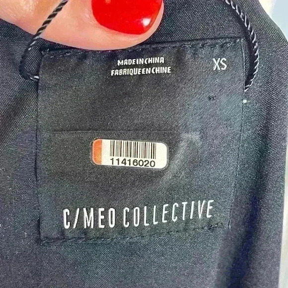 C/Meo Collective Long Sleeve Asymmetrical Floral Wrap Dress - Picture 15 of 16